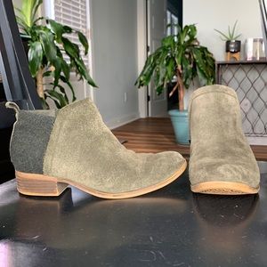 Toms Women’s Booties/Suede/Dark Green (8)